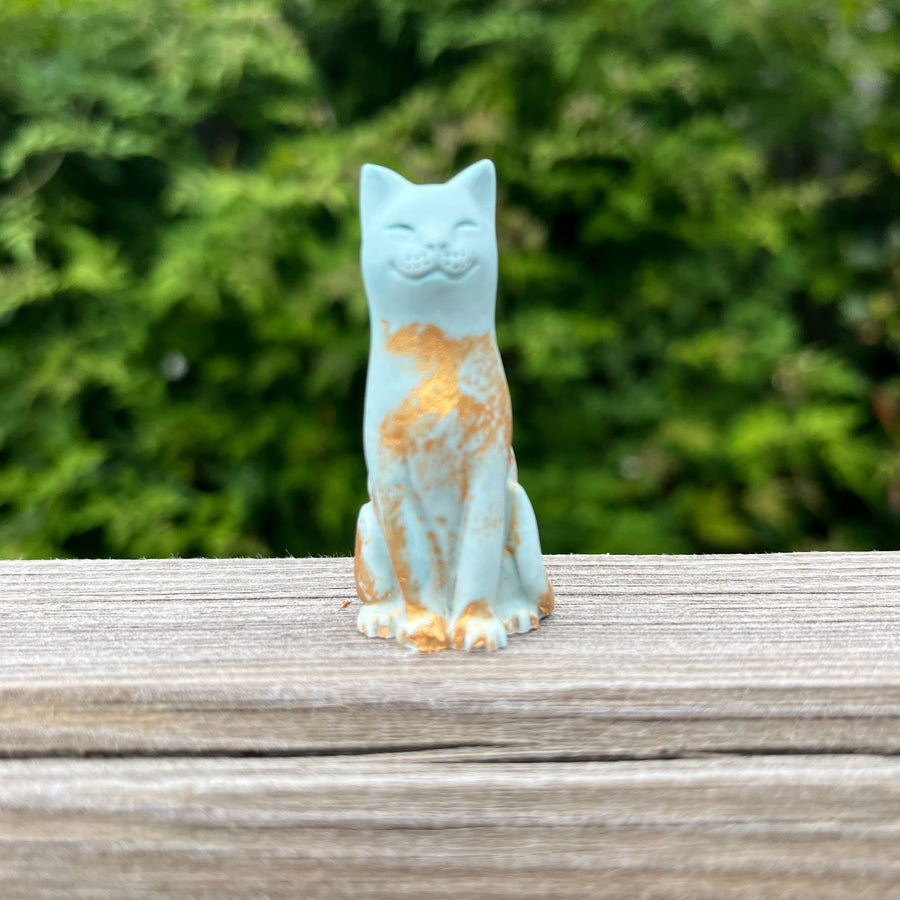 The Gilded Lucky Kitten - Antique Gold