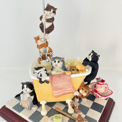 Vintage In The Tub Comic & Curious Cats A3884 RARE LTD EDN