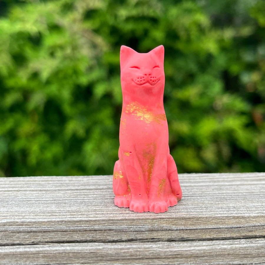 The Gilded Lucky Kitten - Antique Gold