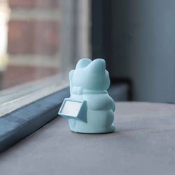Maneki Neko Solar Cat by Donkey LIGHT BLUE