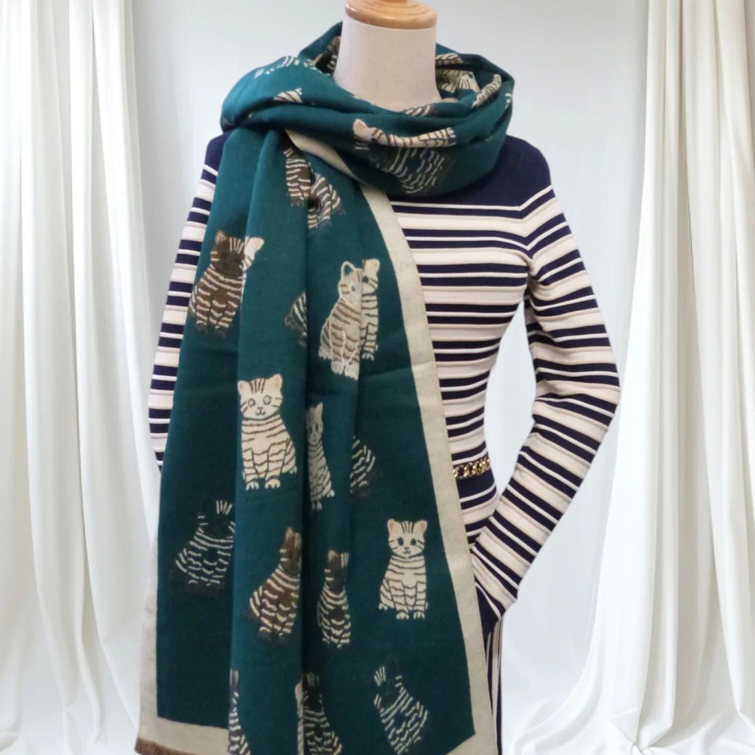 Tabby Cat Wrap