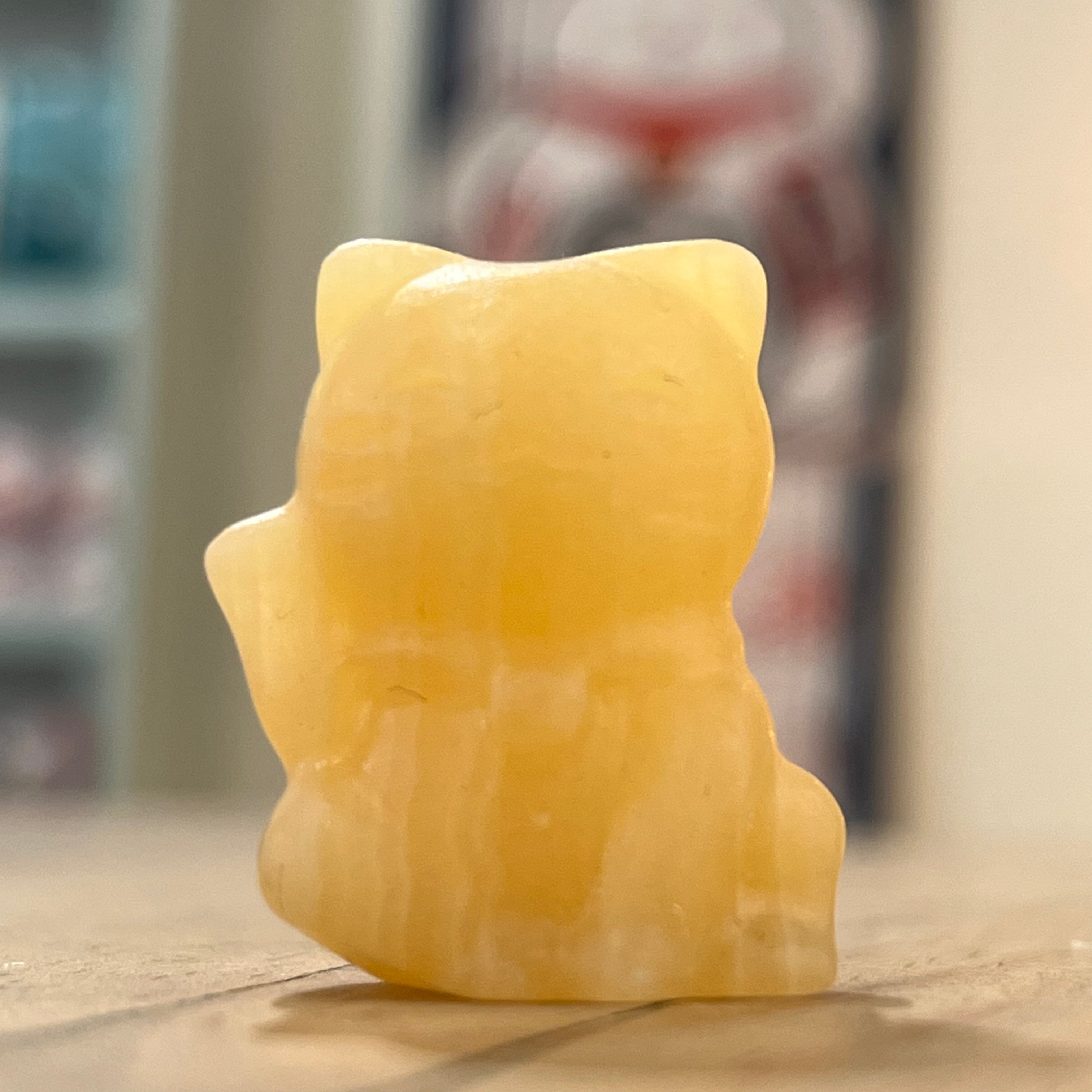 Yellow Calcite Maneki Neko Gemstone Cat