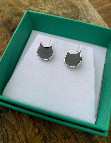 Black Enamel Cat Face Ear Studs