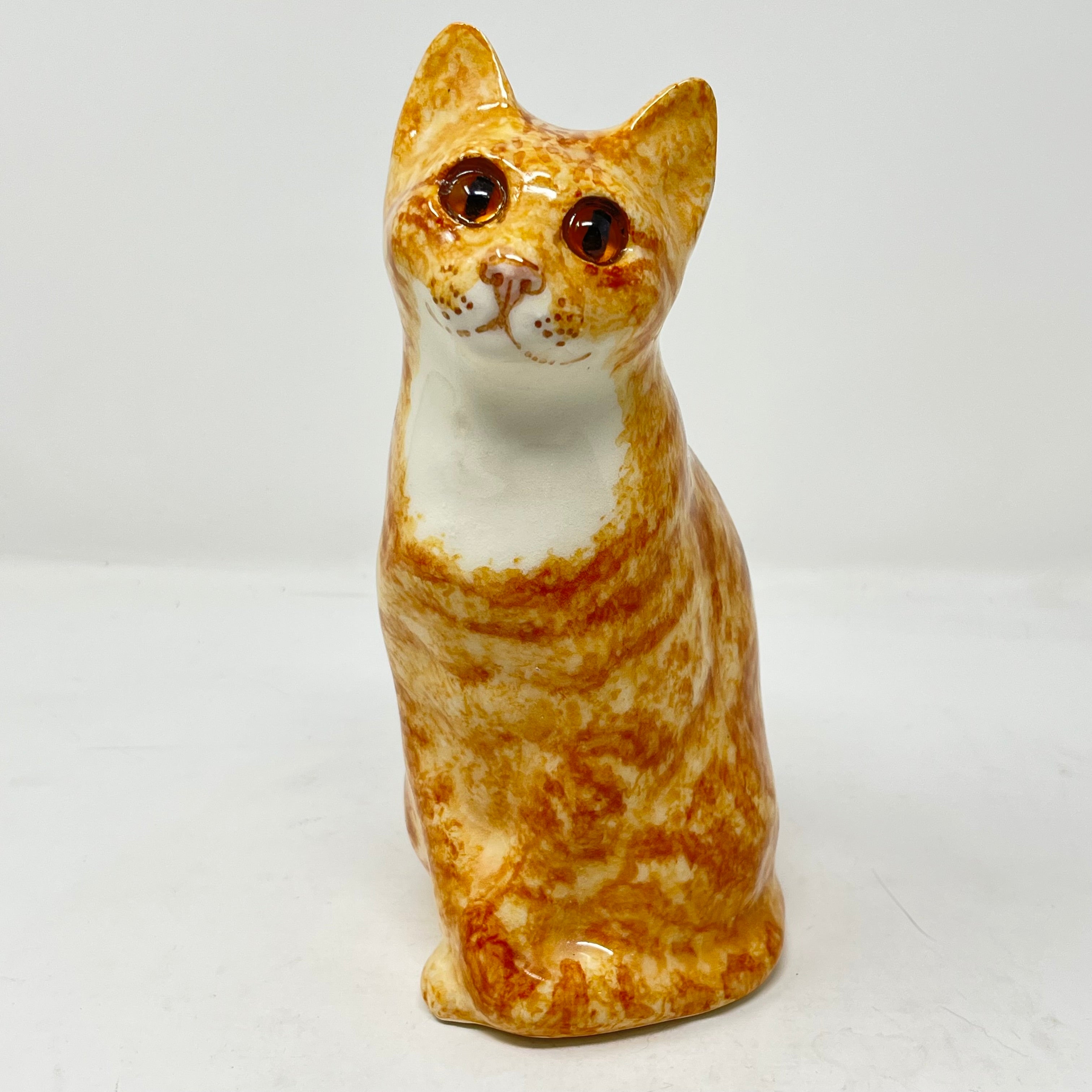 Winstanley Ginger & White Cat Sitting Up - Size 2