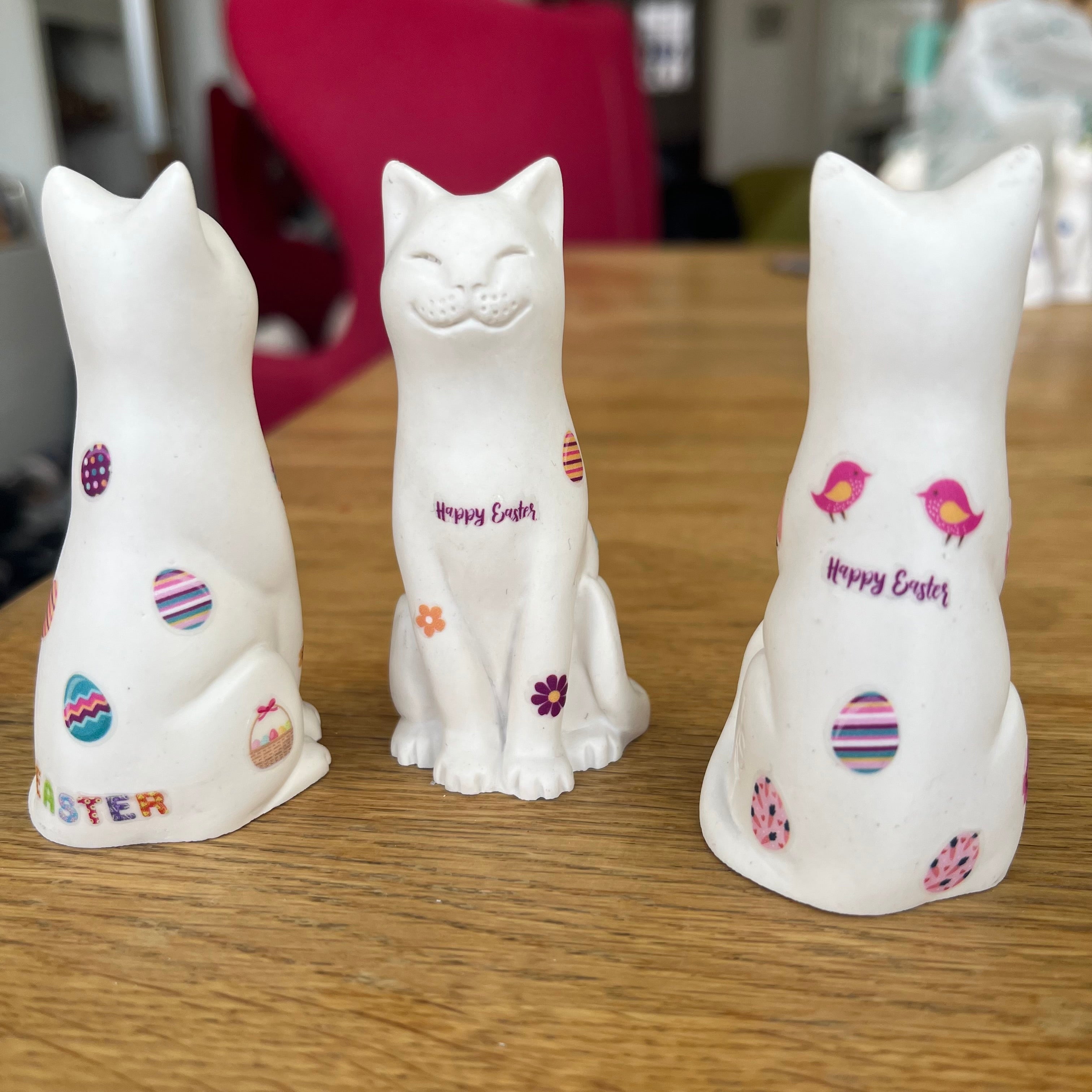 Easter Lucky Cat Natural