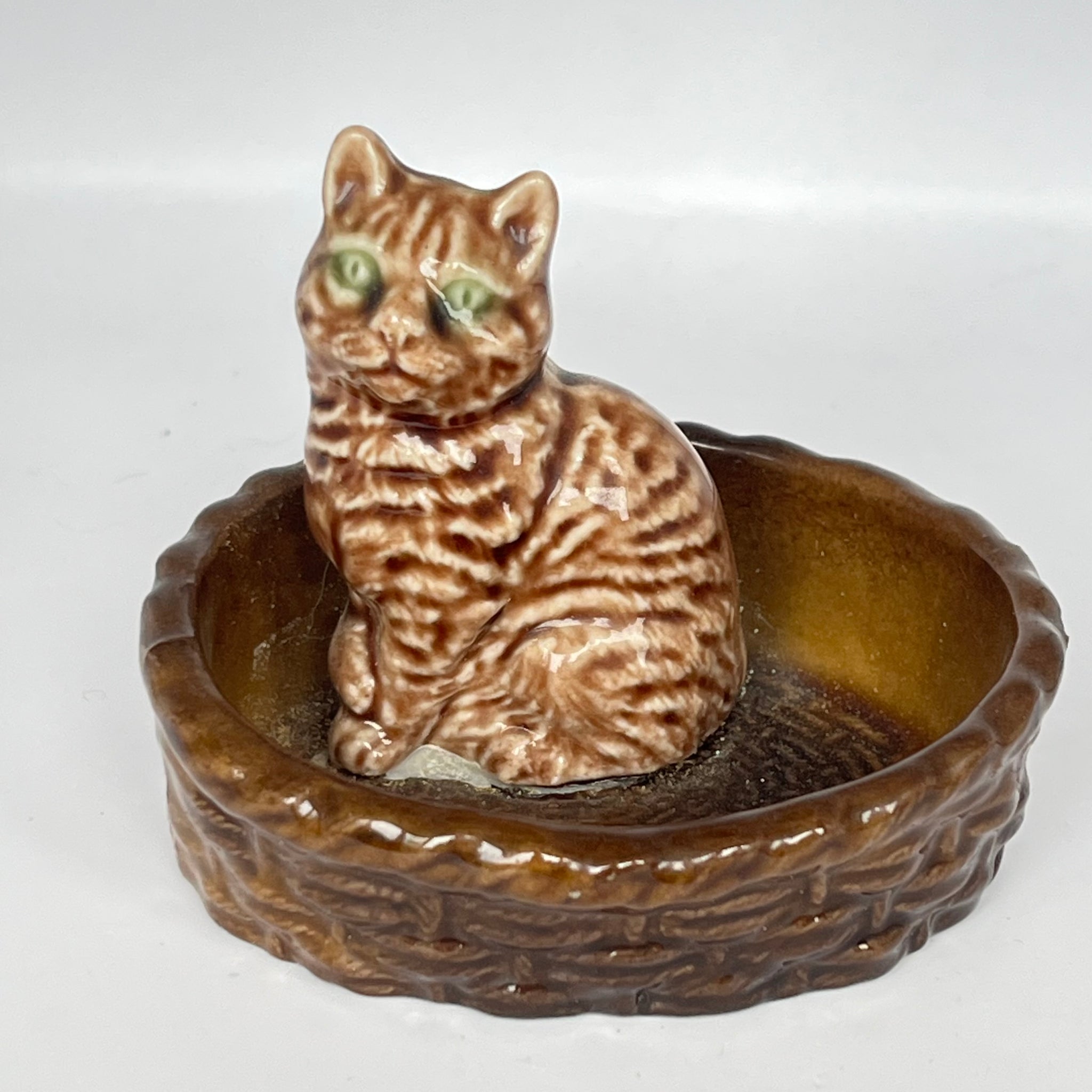 Vintage Wade Tabby in Basket