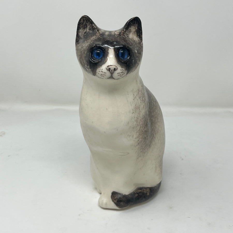 Winstanley Siamese Sitting - Size 2 (discounted due to crazing)