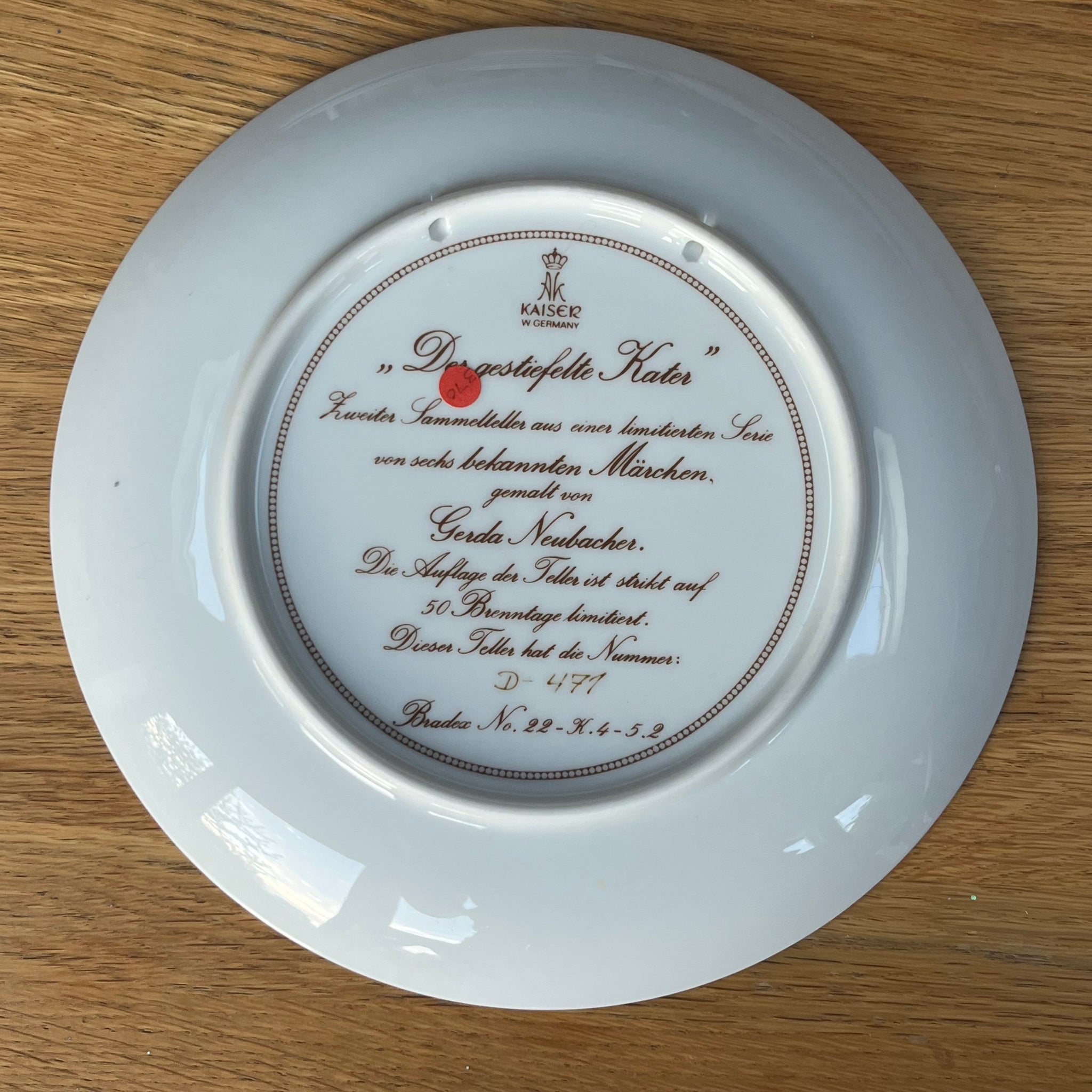 Vintage Plate Puss in Boots by Kaiser Porcelain / Bradex