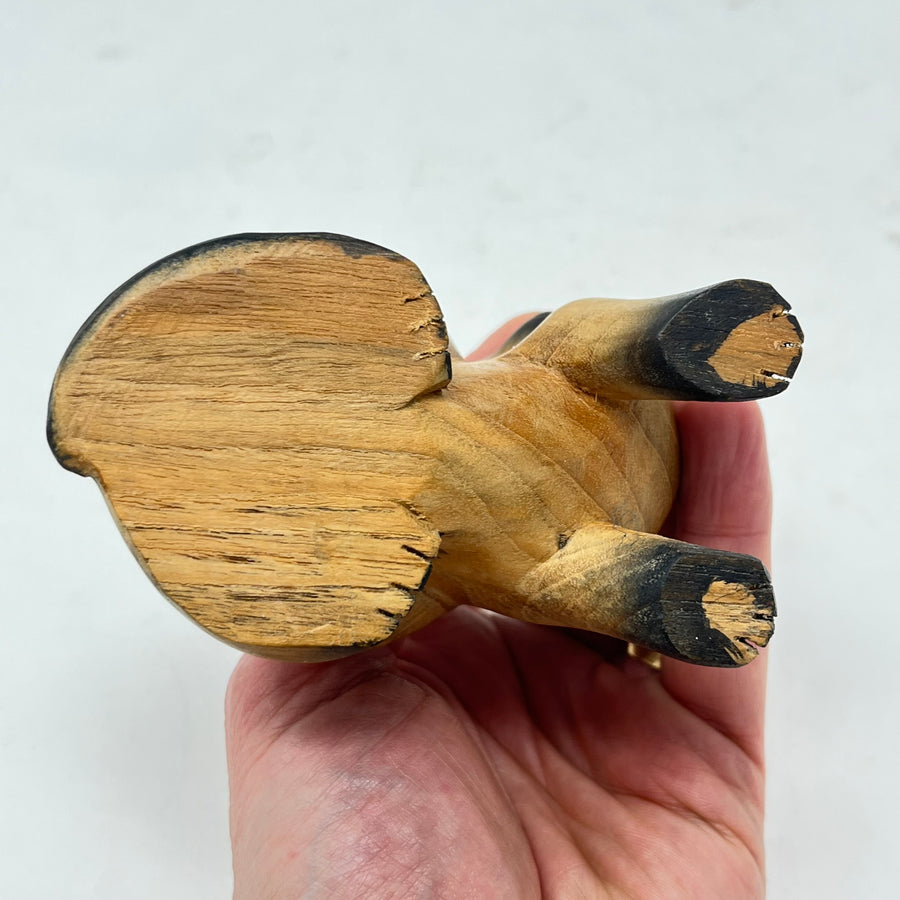 Vintage Hand-Carved Wooden Cat Figurine - Artisanal Ornament