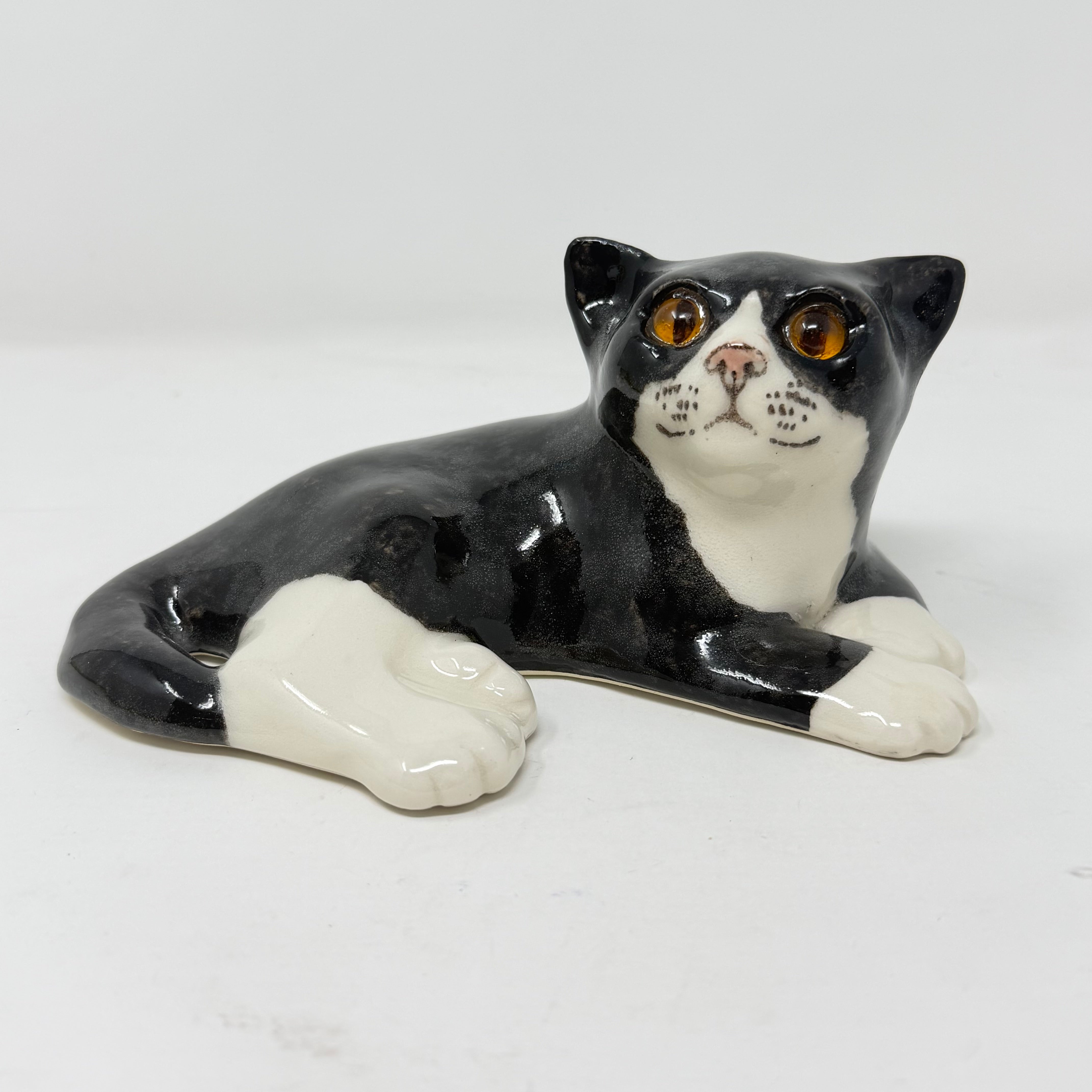 Winstanley Black & White Cat Lying Size 2