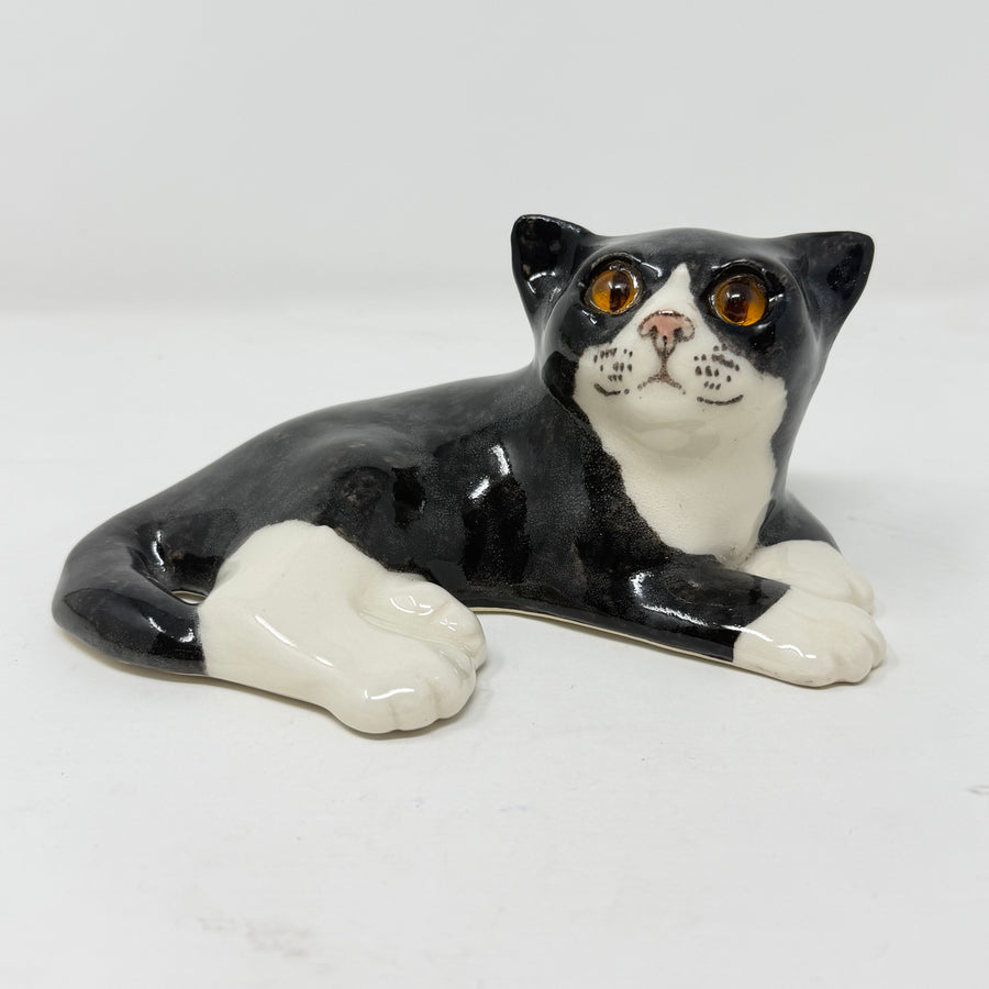 Winstanley Black & White Cat Lying Size 2
