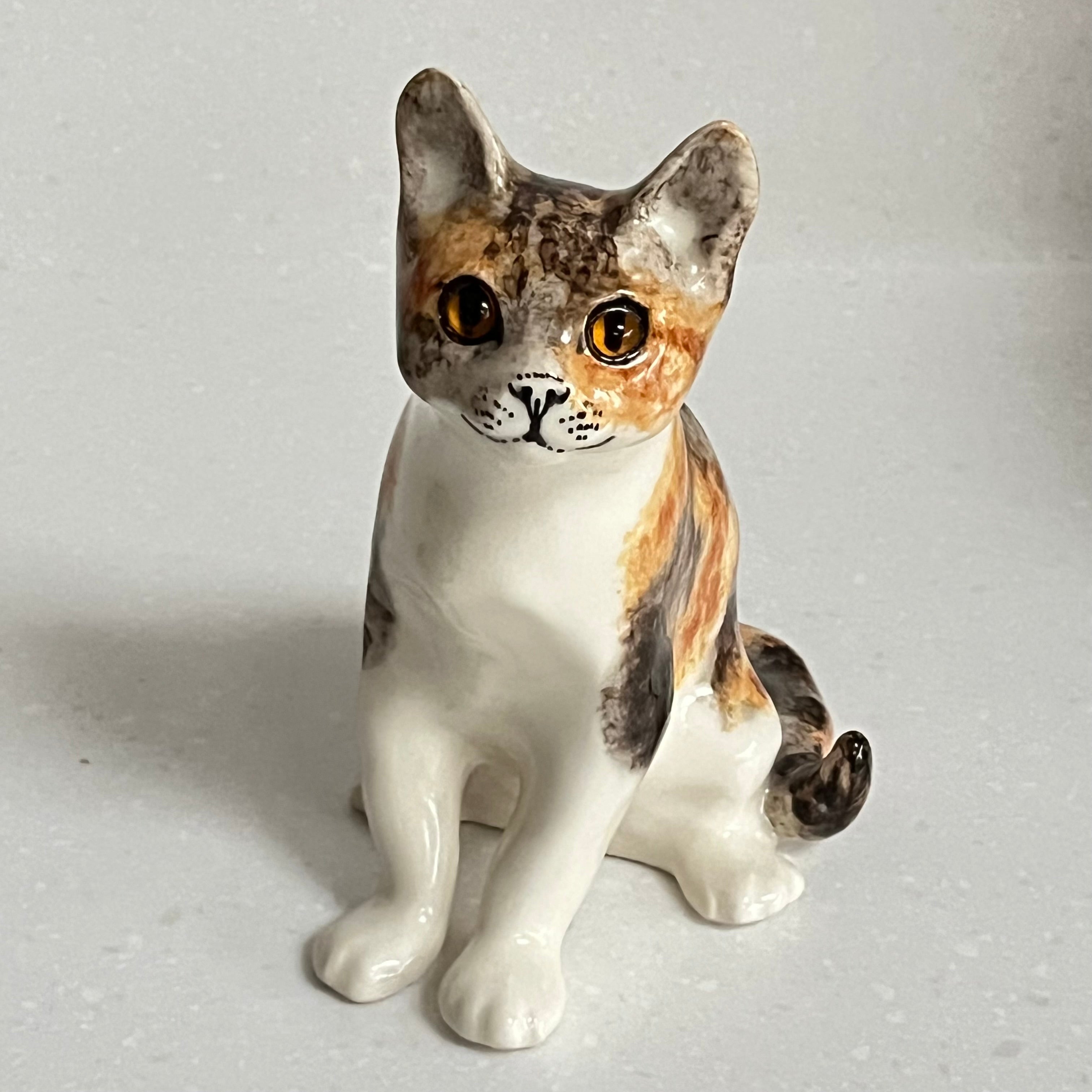 Winstanley Calico Cat - Size 2