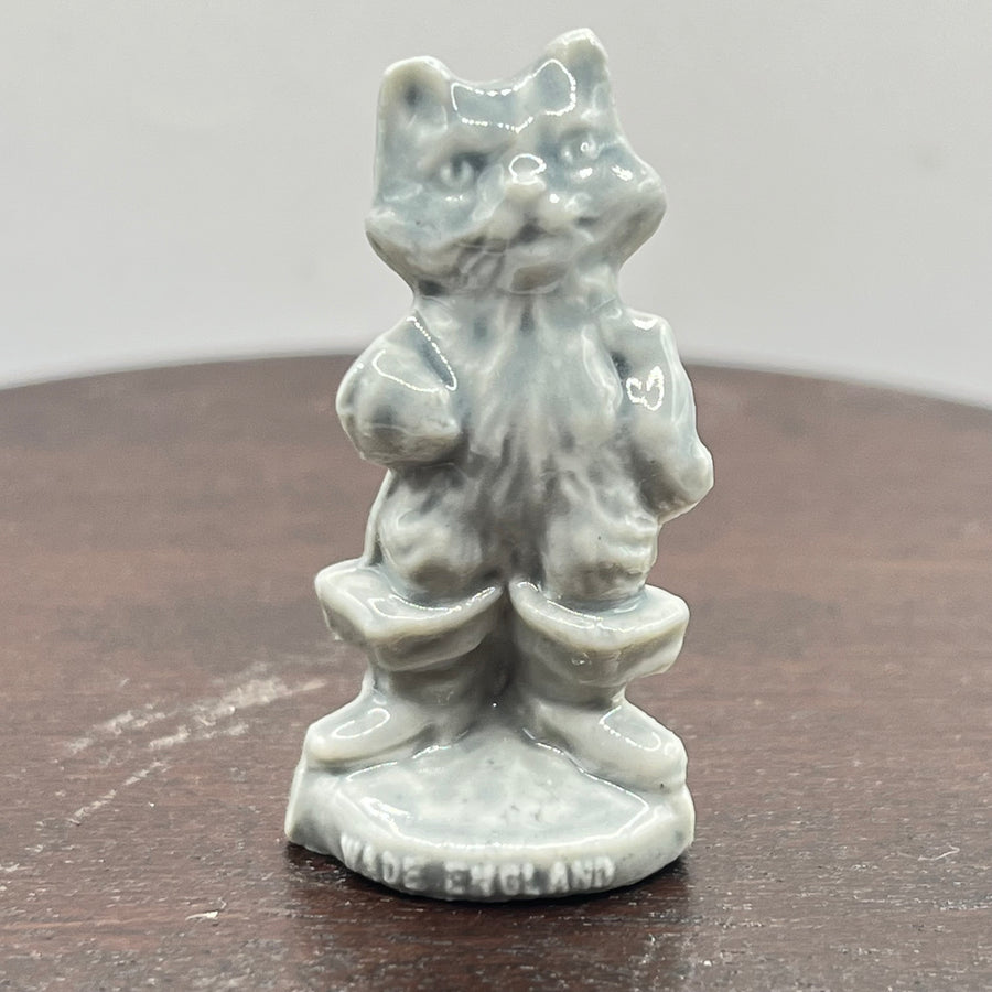 Vintage Wade Blue Puss in Boots