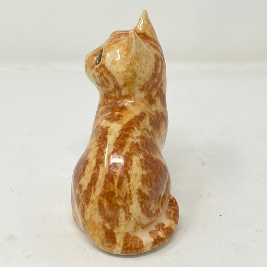 Winstanley Ginger and White Cat Sitting - Size 1