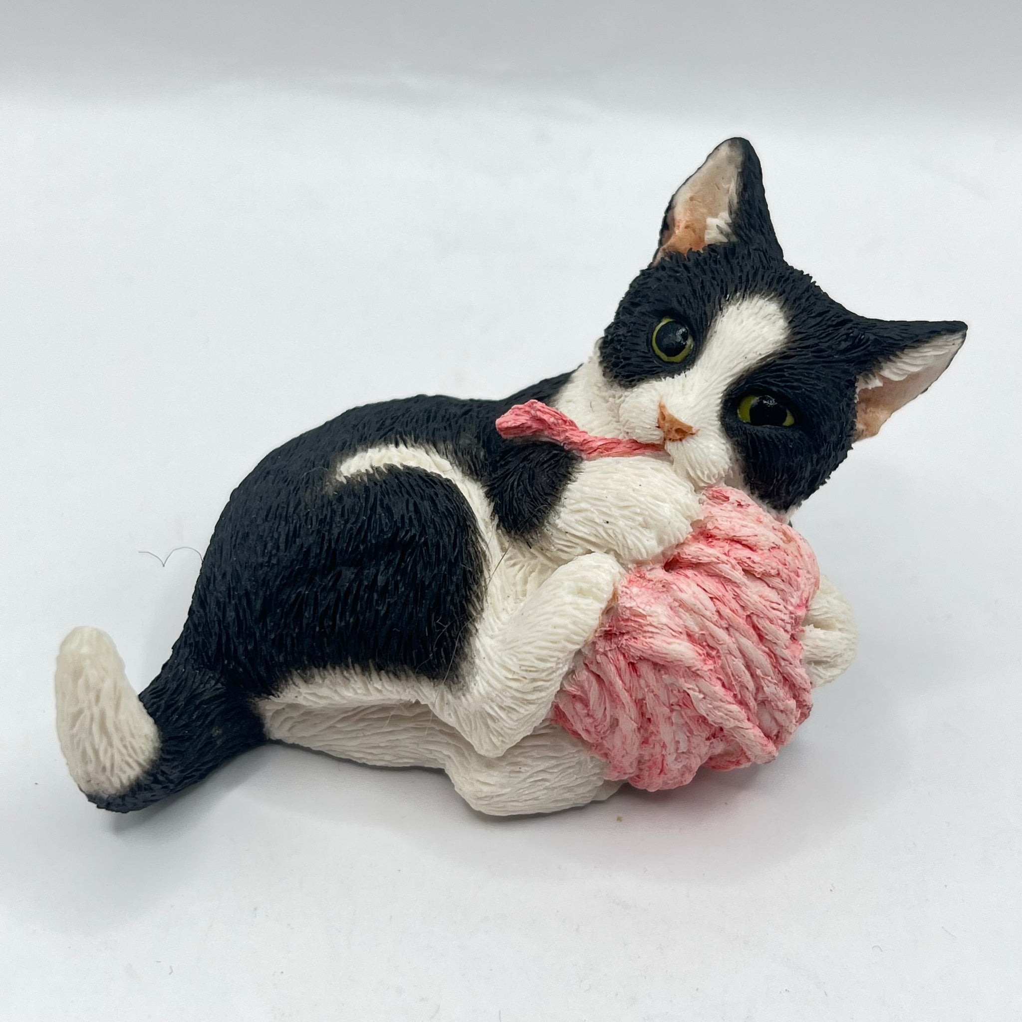 Vintage Sherratt & Simpson Black & White Kitten & Wool (Boxed)