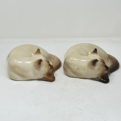 Rare Pair: Just Cats & Co. Siamese Figurines – Early Hand-Painted "SM" – Excellent Vintage Condition