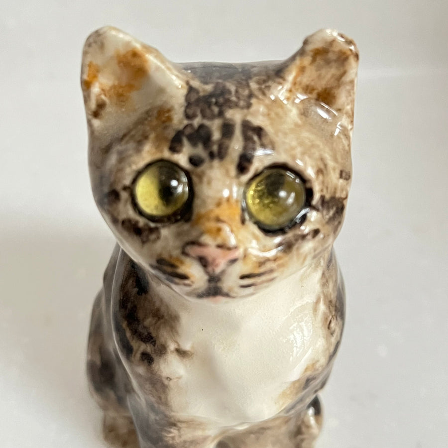 Winstanley Grey Tabby Sitting Kitten - Size 1