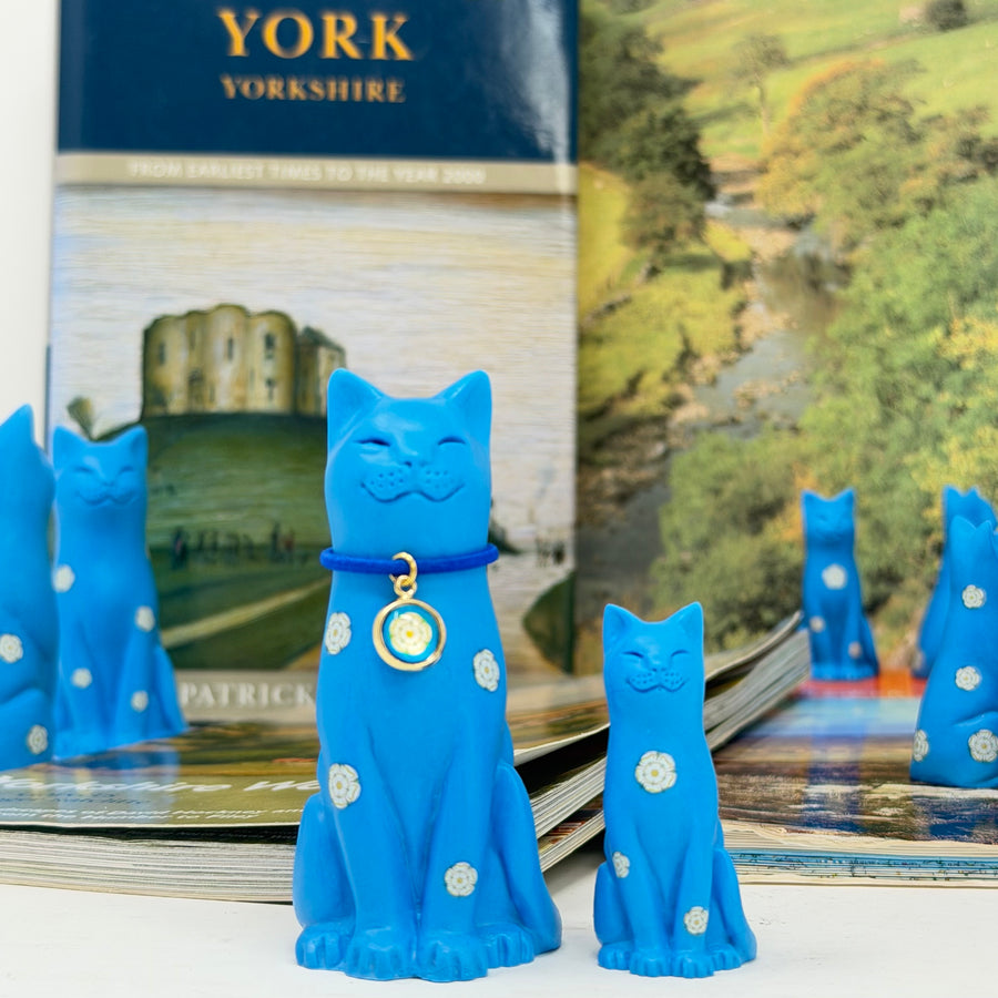 Yorkshire Rose Blue Lucky Cat
