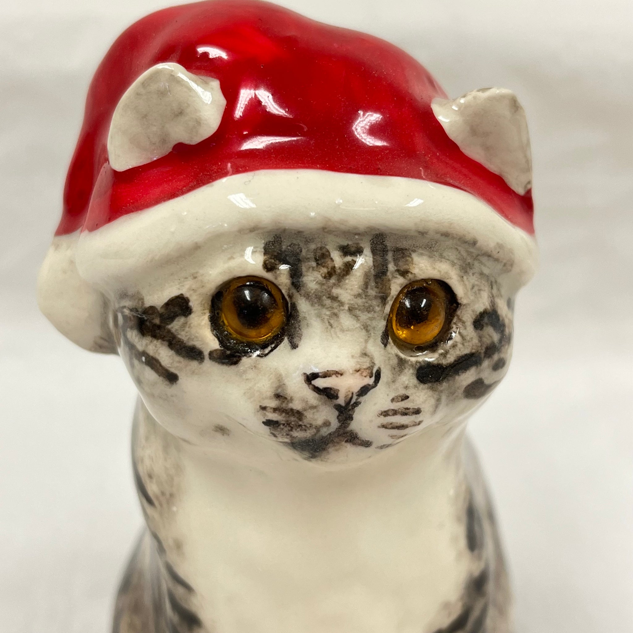 Winstanley Tabby & White Red Santa Hat Cat - Size 2