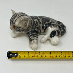 Winstanley Tabby Cat Hanging Paw - Size 2