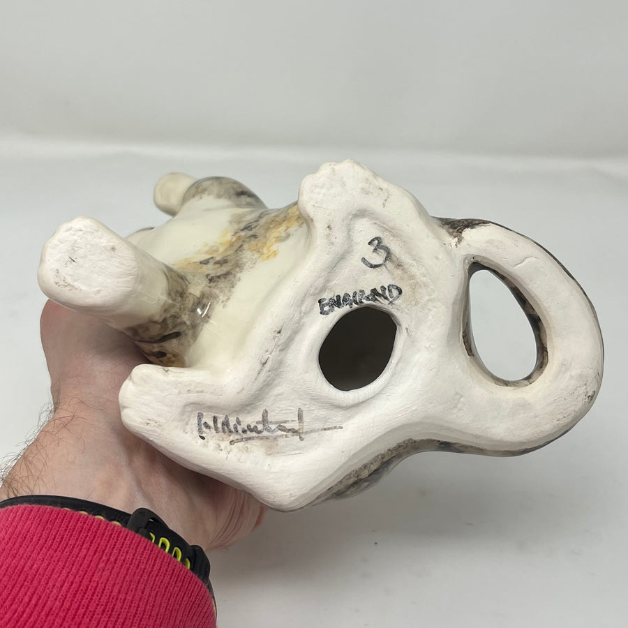 RARE! Winstanley Tabby Cat Paw Raised  - Size 3