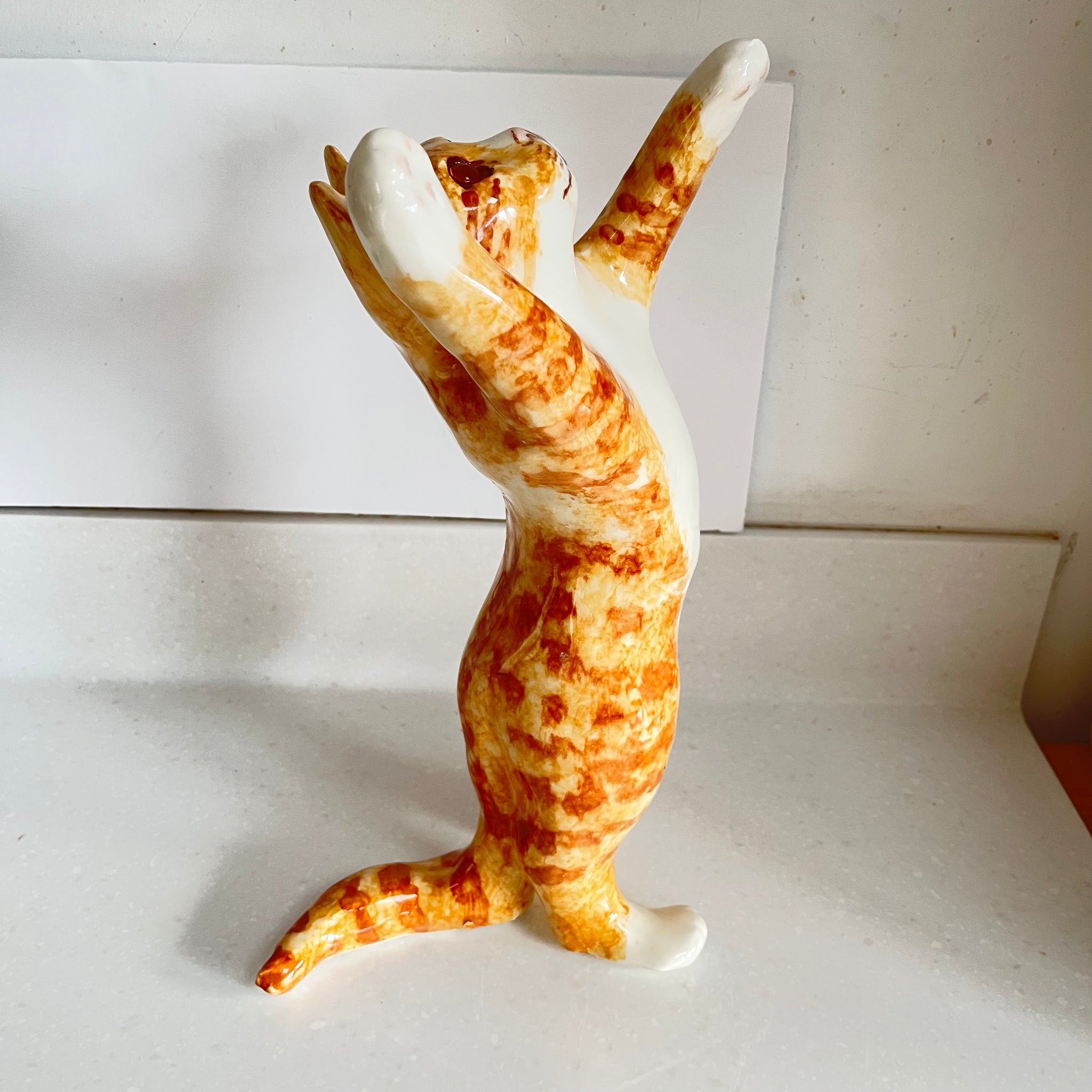 Winstanley Ginger Cat Playing - Size 5