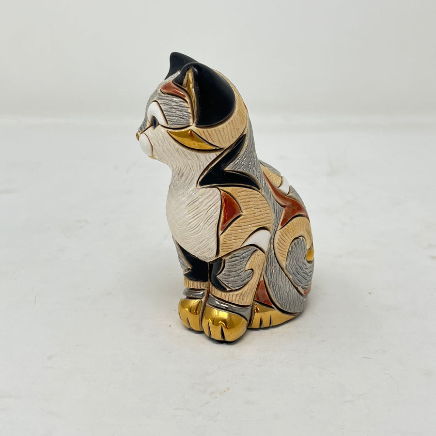 De Rosa Rinconada "Calico Cat" Figurine F107 – Handcrafted Ceramic, 24k Gold & Platinum Accents