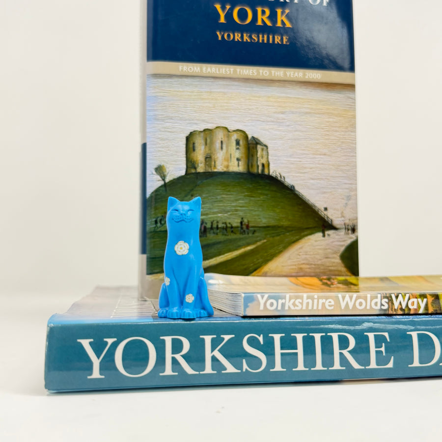Yorkshire Rose Blue Lucky Kitten