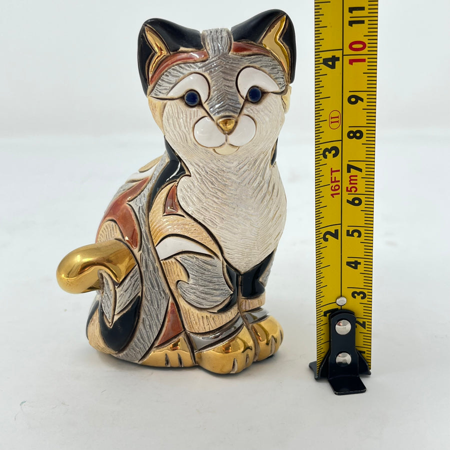 De Rosa Rinconada "Calico Cat" Figurine F107 – Handcrafted Ceramic, 24k Gold & Platinum Accents