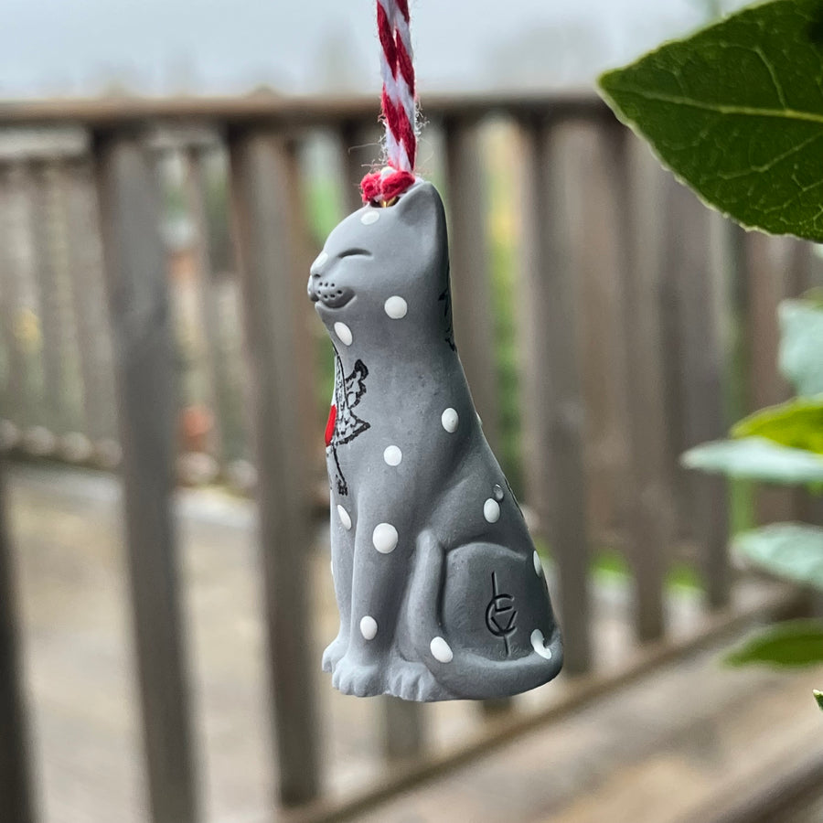 Snowy Robin Bauble Original Lucky Kitten