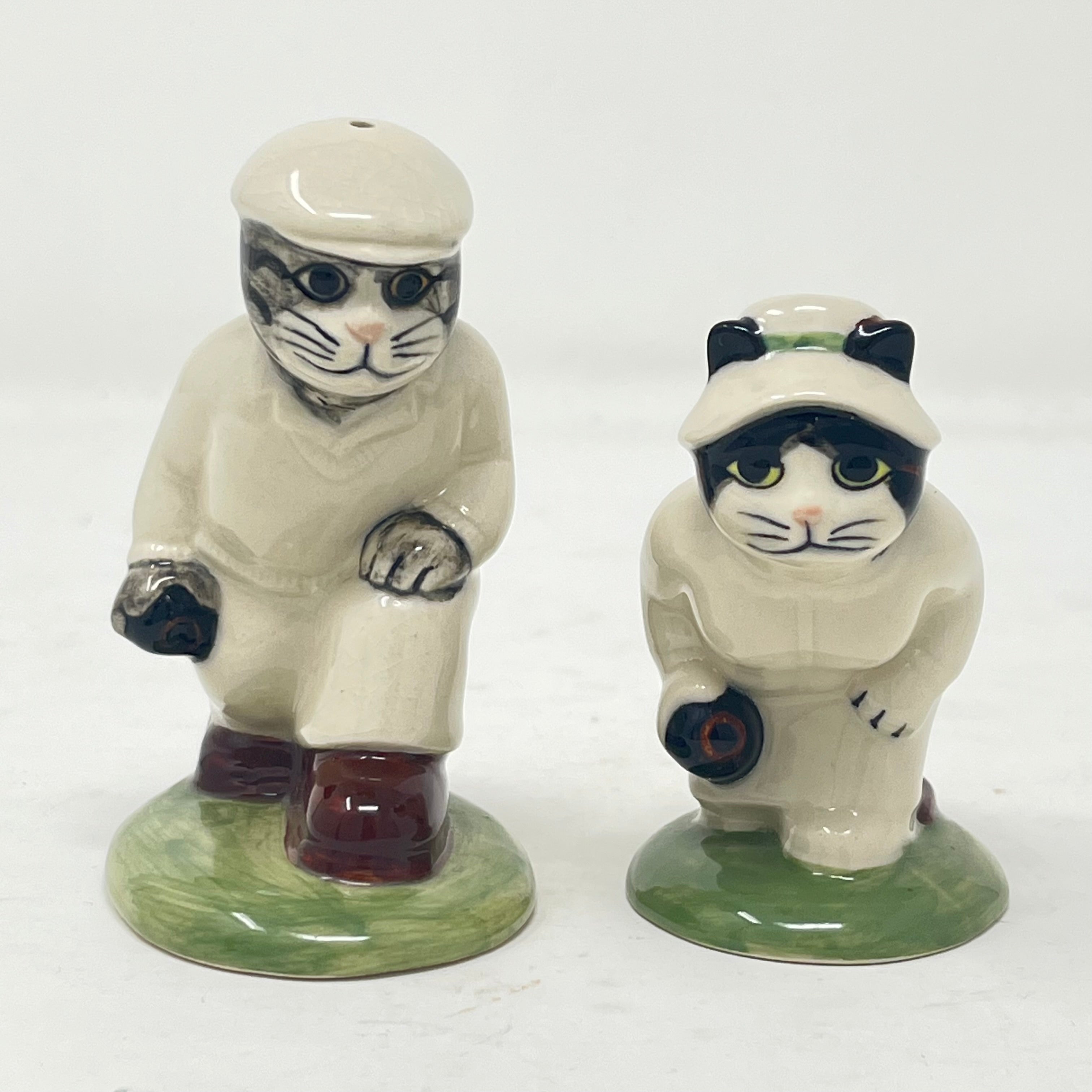 Vintage Quail Pottery Lawn Bowls Cats Salt & Pepper Set