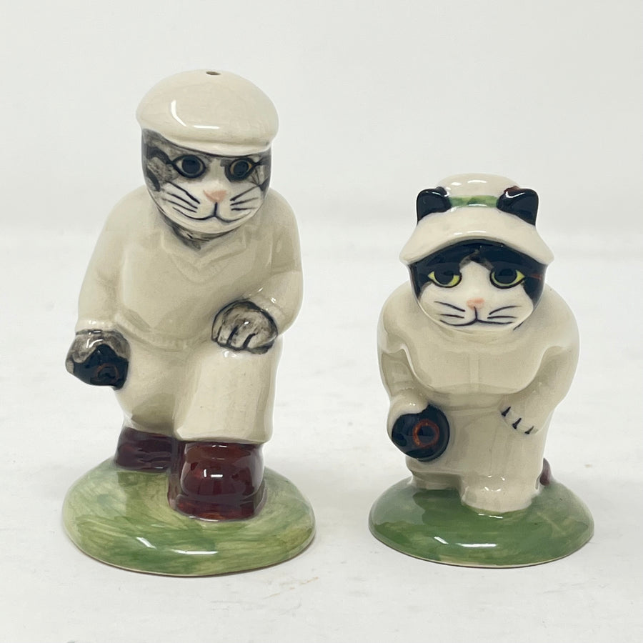Vintage Quail Pottery Lawn Bowls Cats Salt & Pepper Set