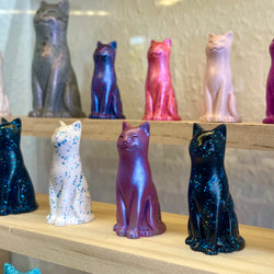 Hand-painted Specials, Lucky Kitten