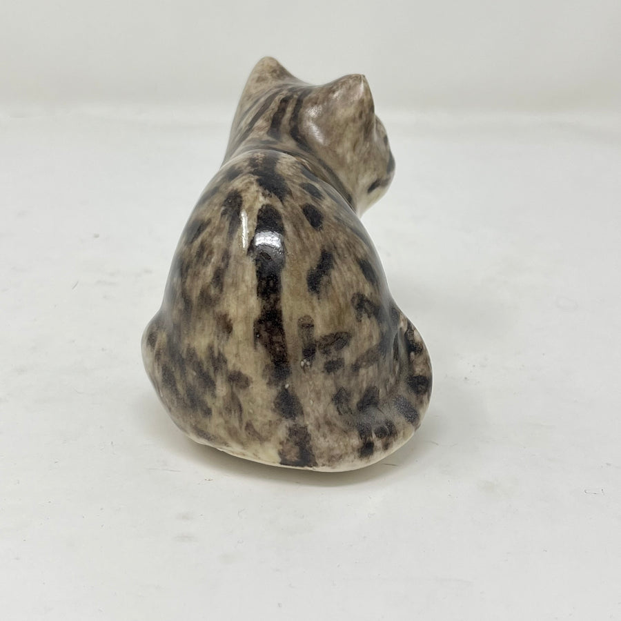 Winstanley Grey Tabby Cat Crouching - Size 1