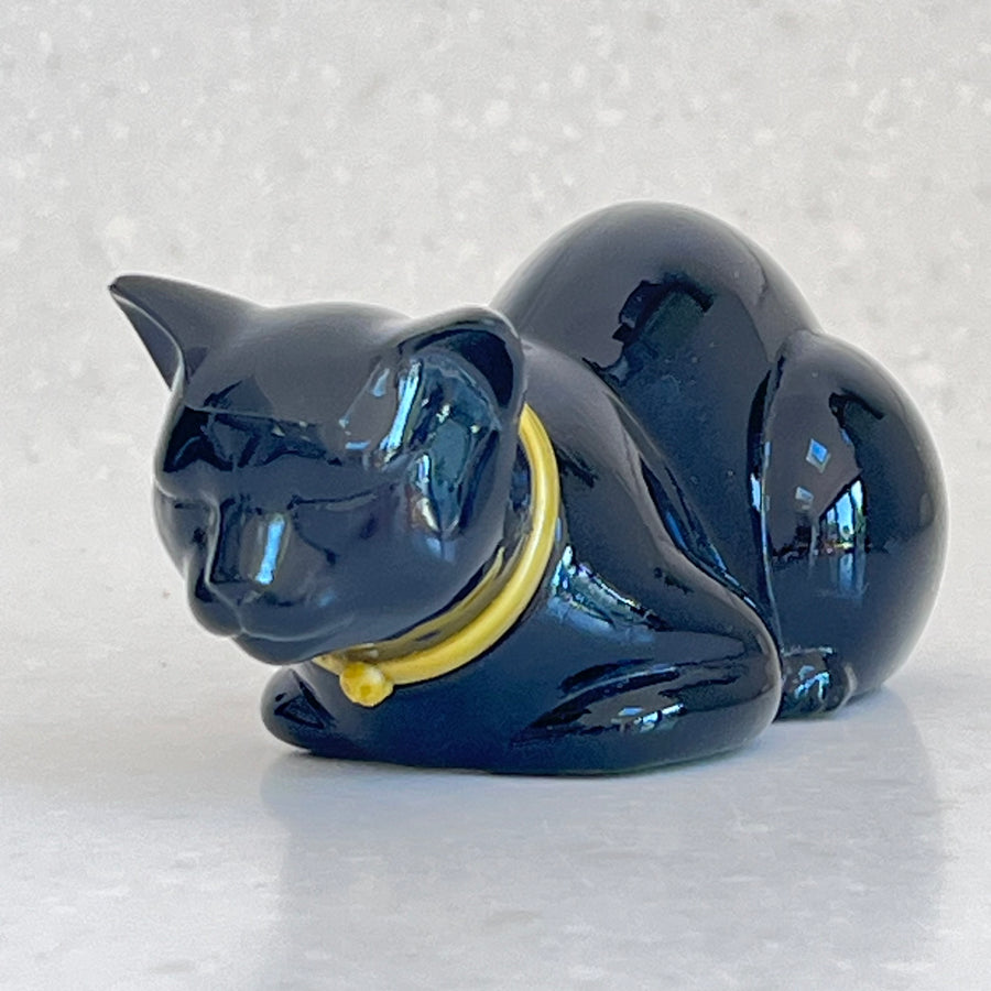 Vintage Avon Black Cat Perfume Bottle (Part Full of Charisma)