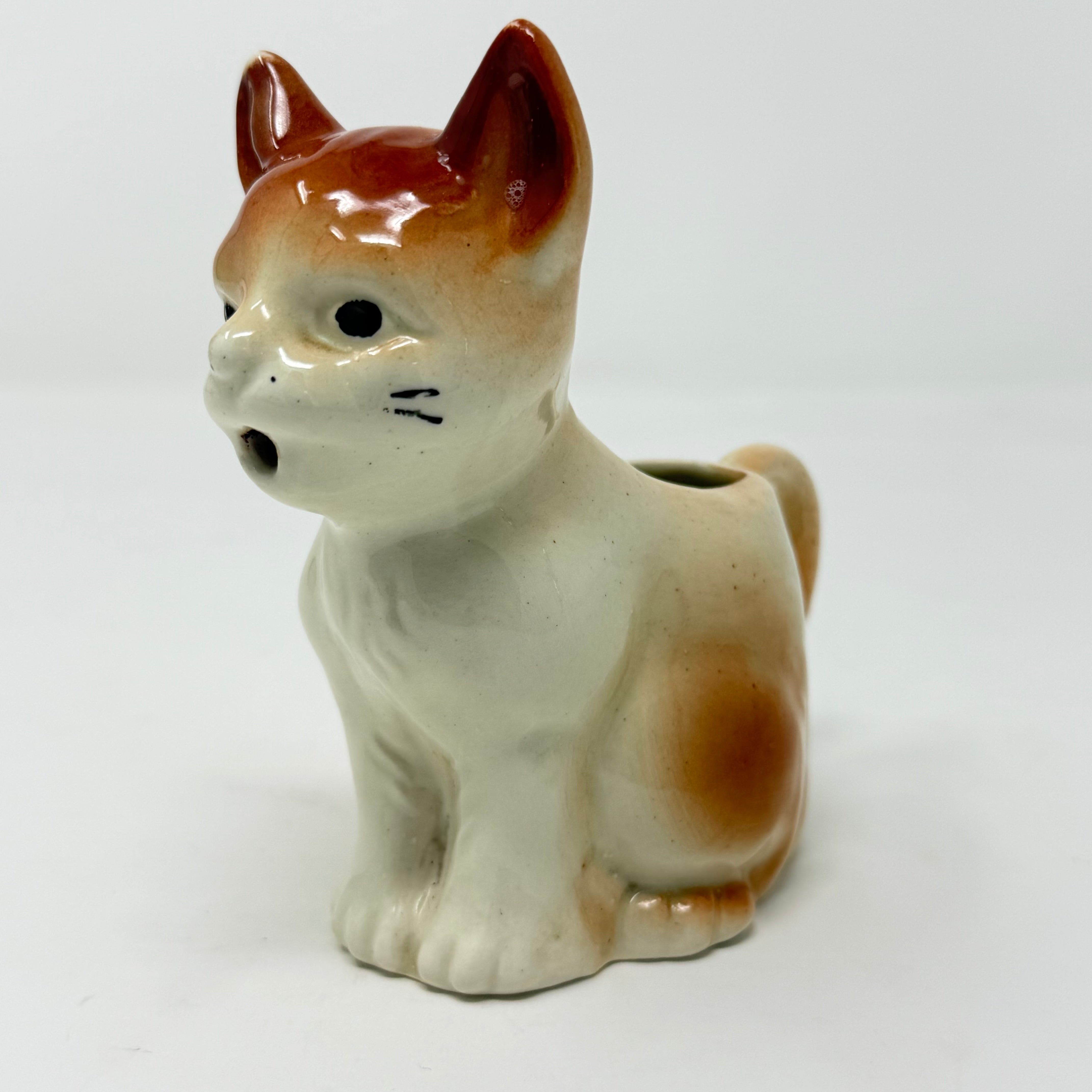 Vintage Ginger Cat Jug by Weaver Pottery Winsford
