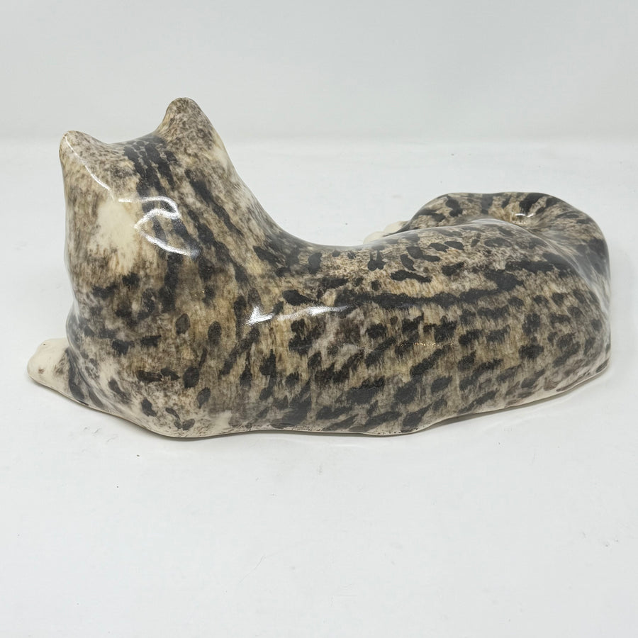 Winstanley Grey Tabby Lying Cat - Size 6