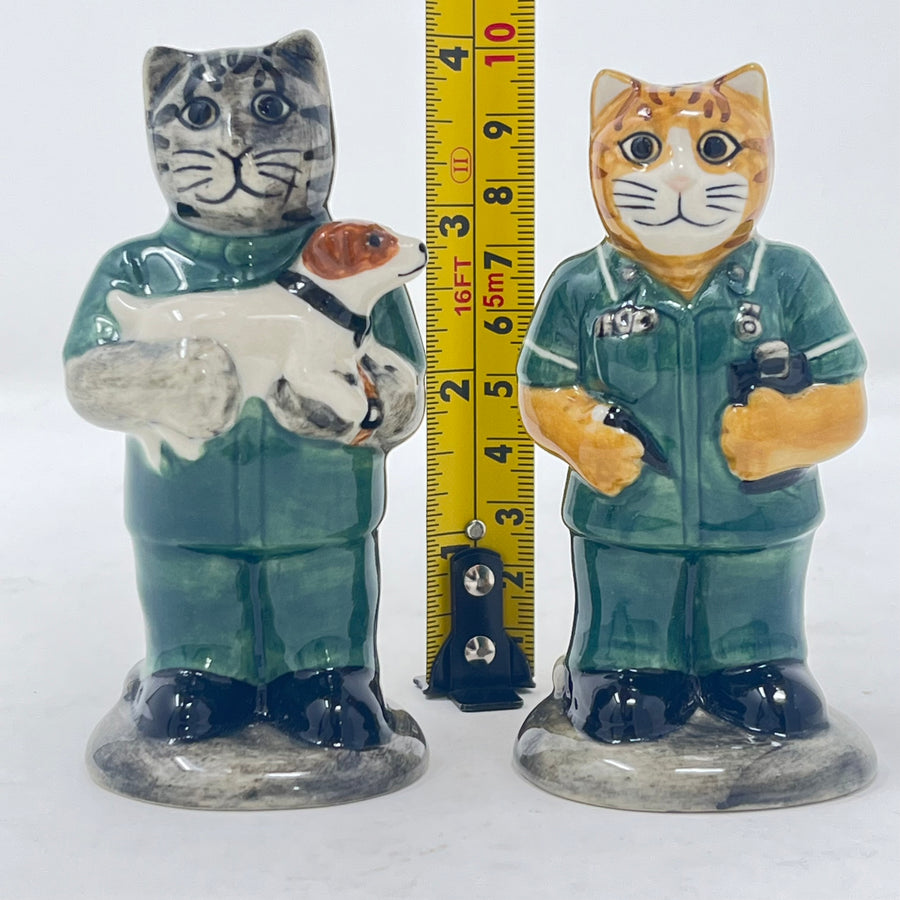 Vintage Quail Pottery Veterinary Cats Salt & Pepper Set
