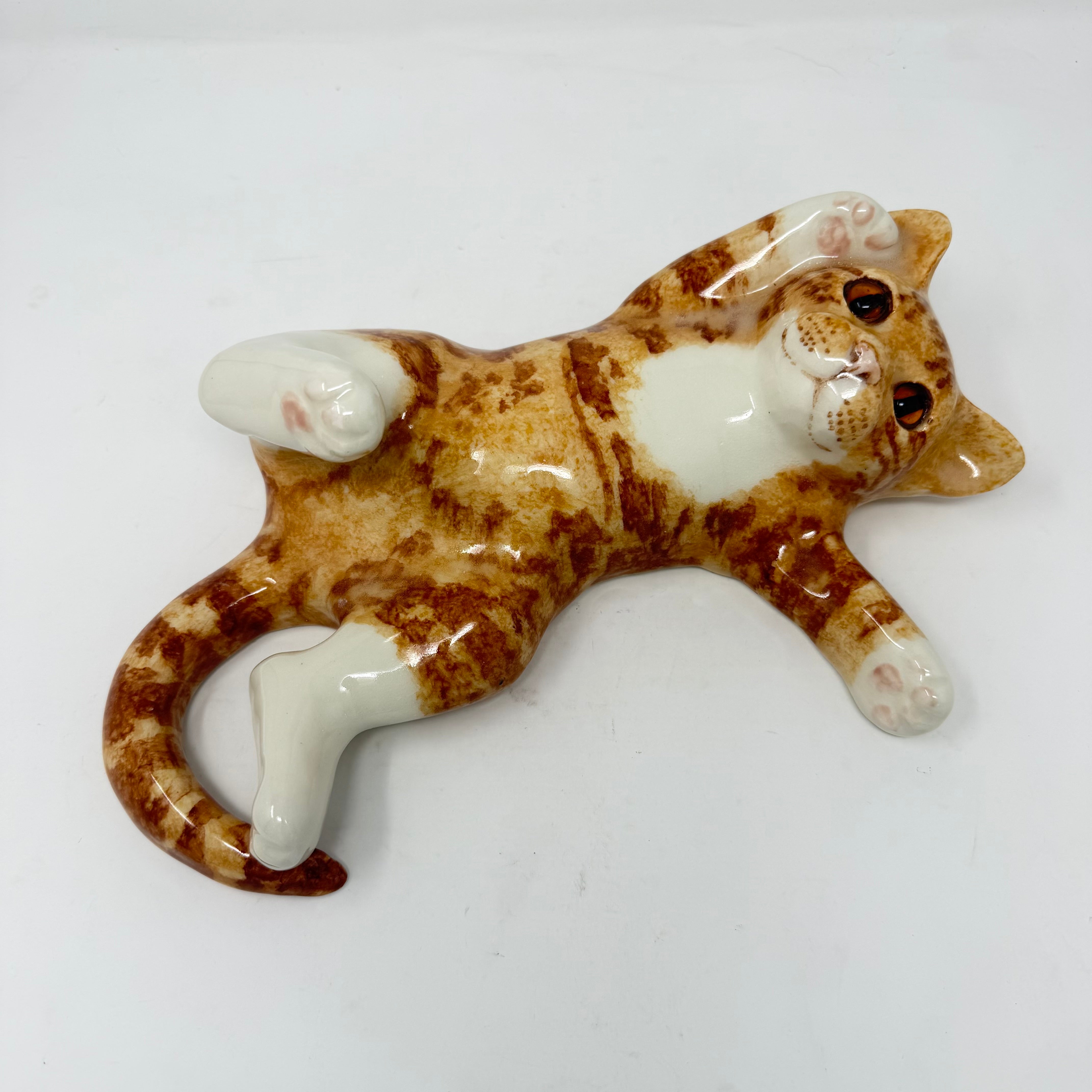 Winstanley Ginger & White Cat on Back - Size 4