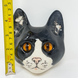 Winstanley Black & White Wall Plaque Cat Face Size 2