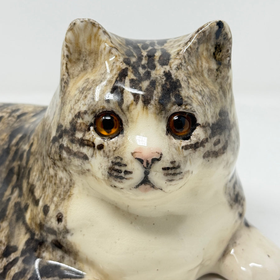Winstanley Grey Tabby Lying Cat - Size 6
