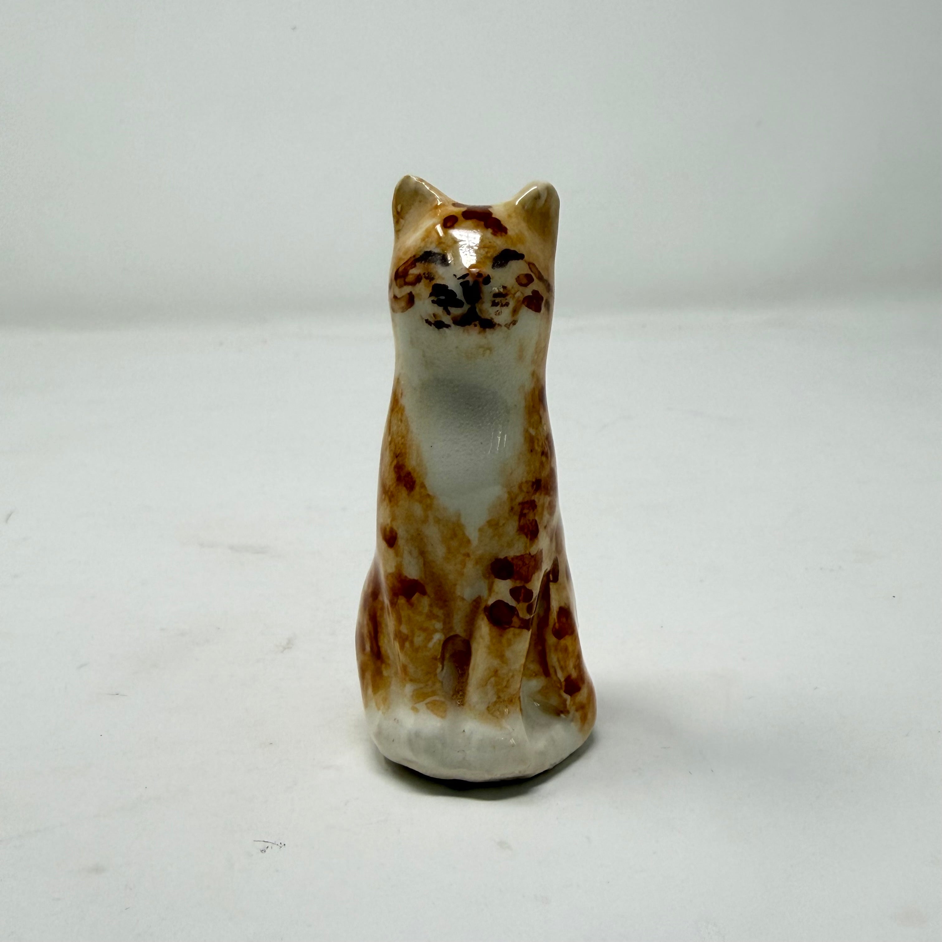 Winstanley Lucky Cat #105