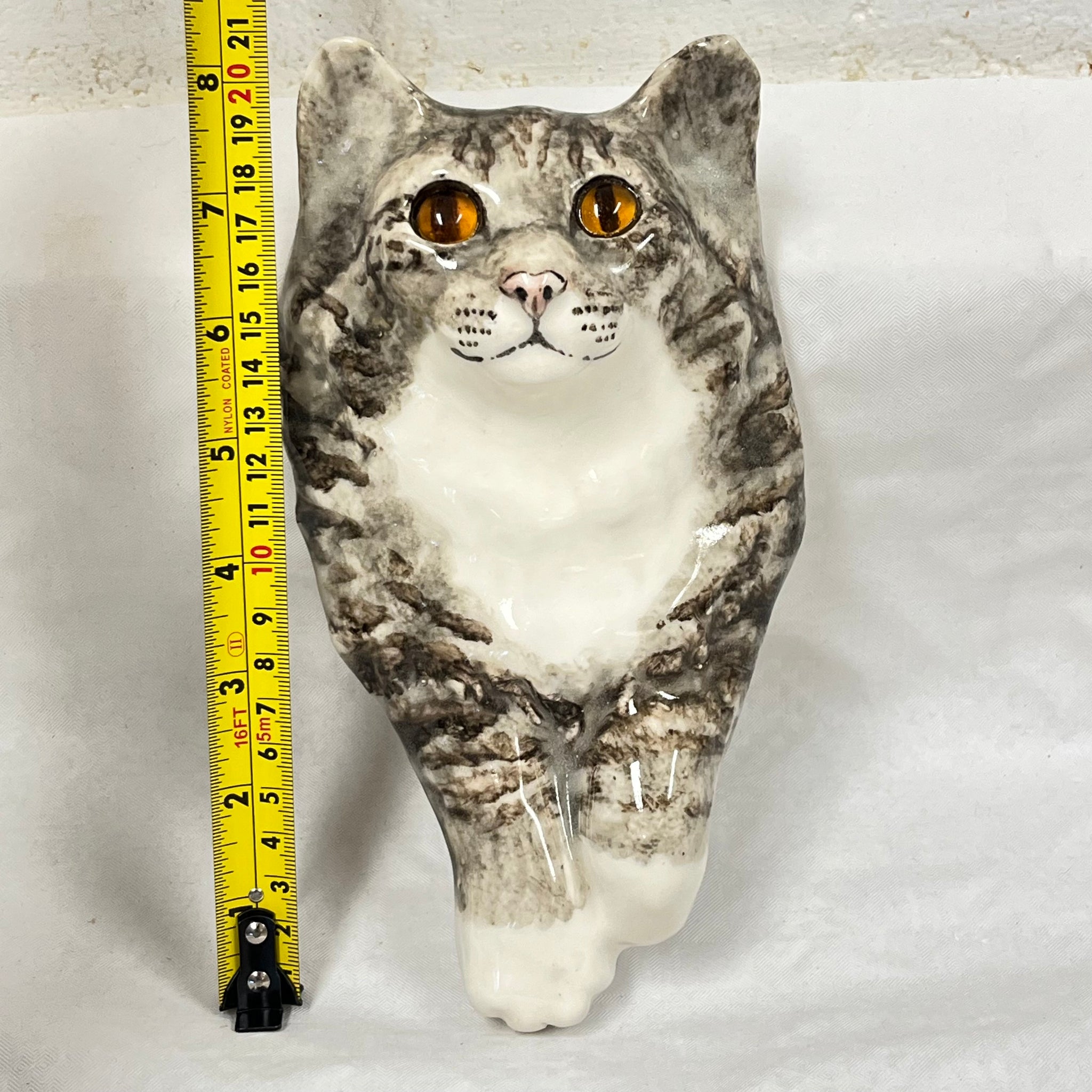 Winstanley Long Hair Grey & White Cat Plaque - Size 2