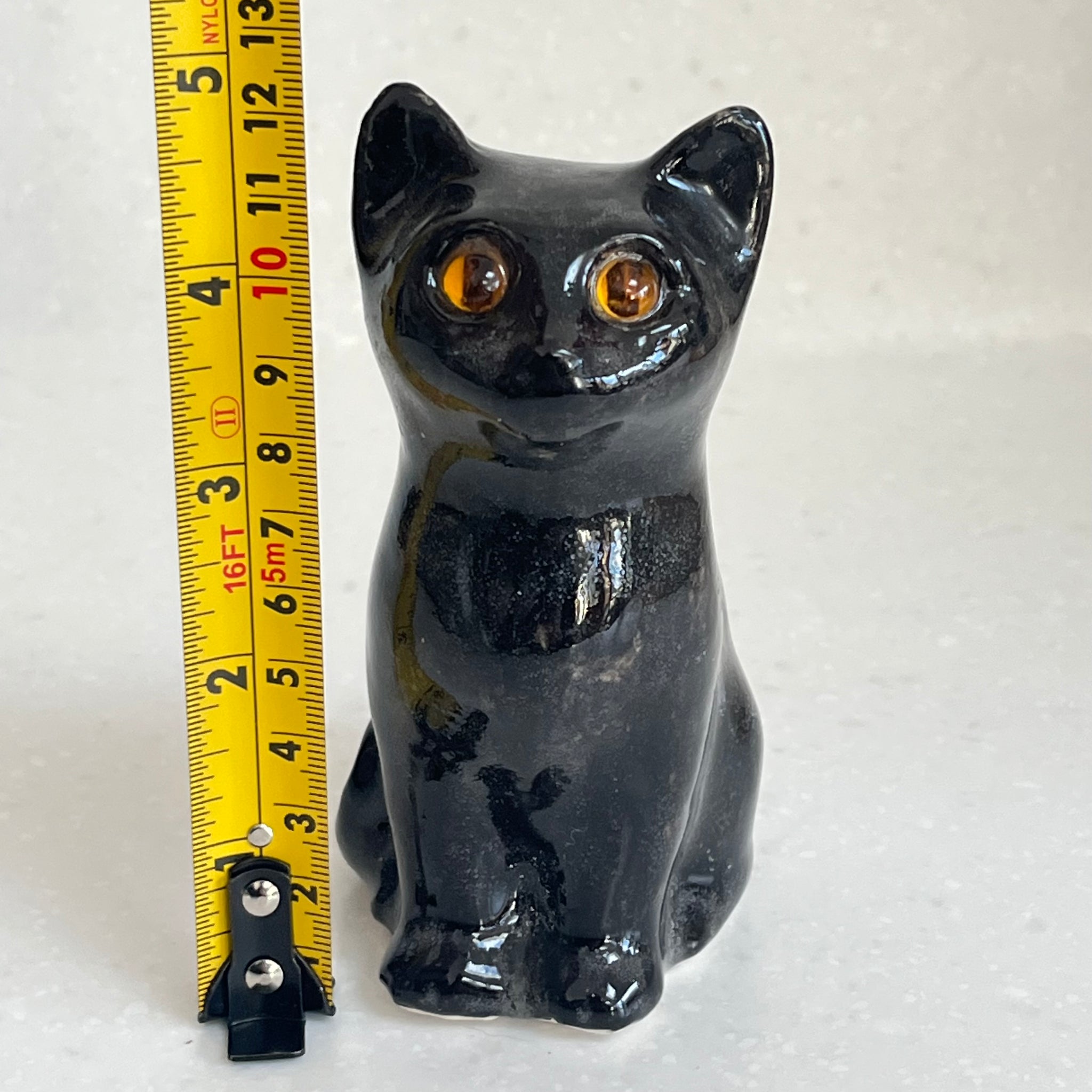 Winstanley Black Kitten Sitting - Size 1