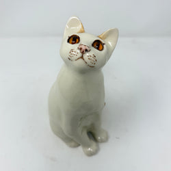 Winstanley White and Ginger Cat Size 2