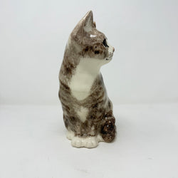 Winstanley Grey & White Sitting Cat - Size 4