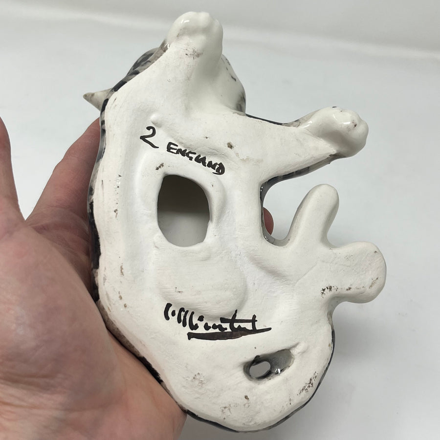 Winstanley Tabby Cat Hanging Paw - Size 2