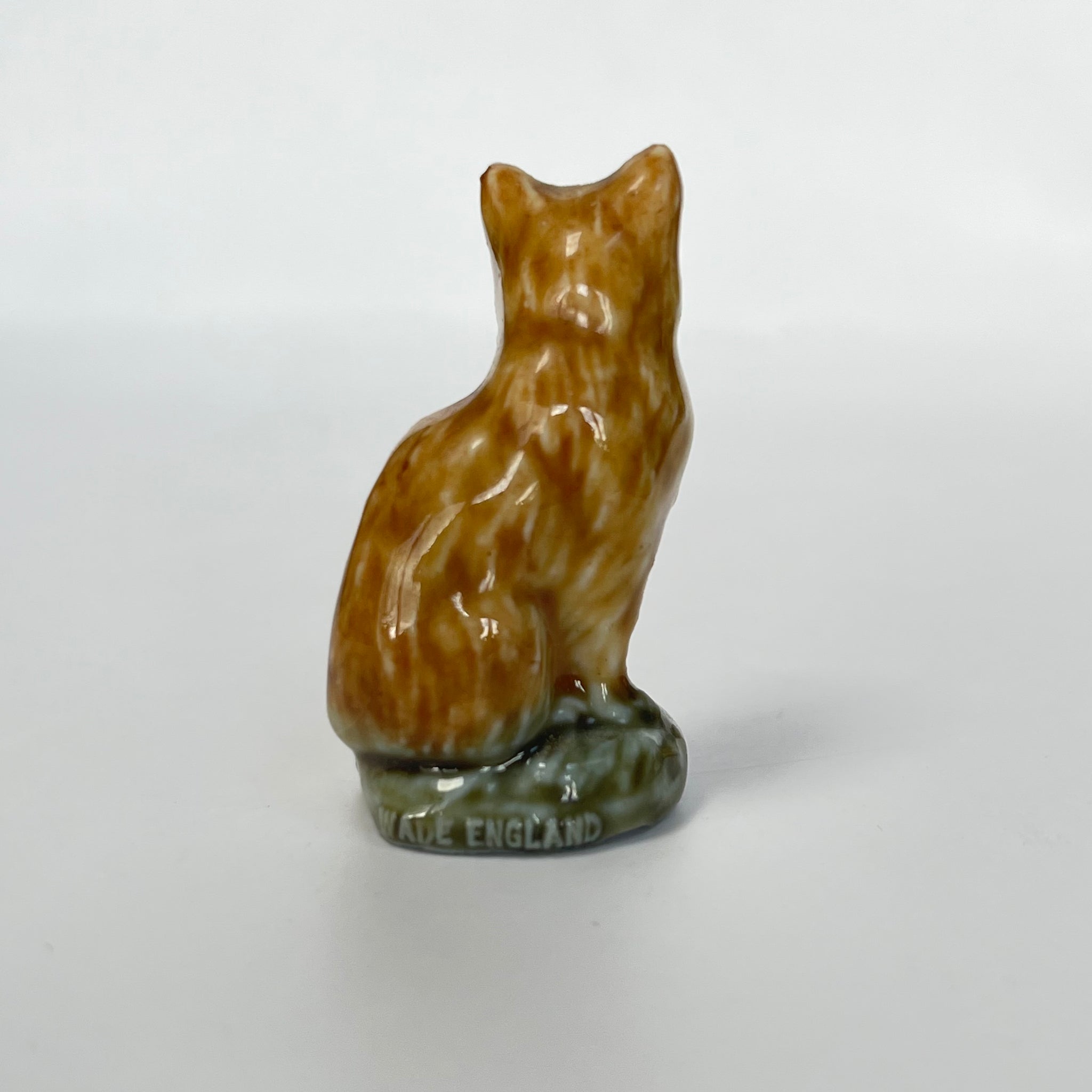 Vintage Wade Whimsie Small Sitting Tabby Cat