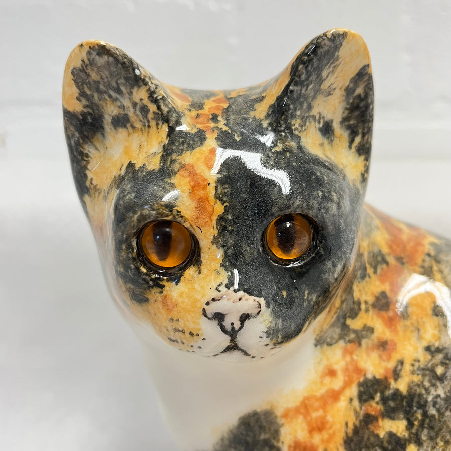 Winstanley Tortie Sitting Cat - Size 4