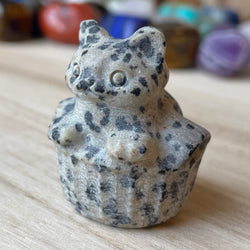 Dalmation Cat in Basket Gemstone